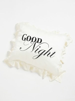 サテンフリルピローケース