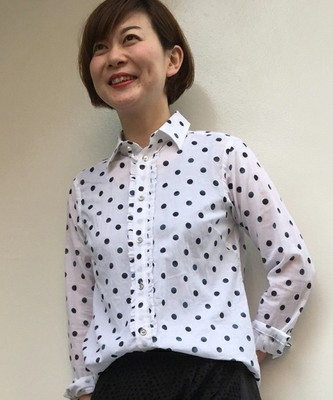 グラデーション水玉プリントブラウス