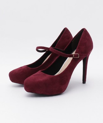 ワンストラップインストームパンプス