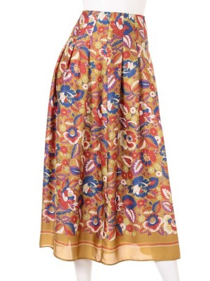 〈LilyBrown〉フラワープリントロングスカート