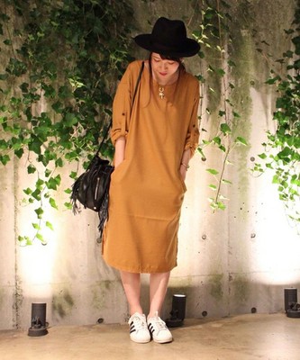 TRサージカットオフワンピ