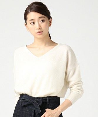 〈spick and span〉ピュアカシミヤVプルオーバー