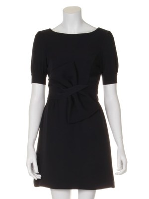 リボンモチーフドレス