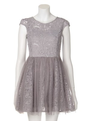 レースフレアーワンピース