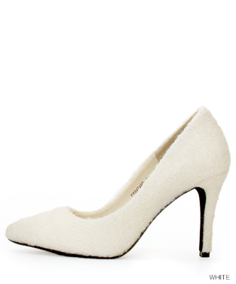 ポインテッドトゥウールパンプス