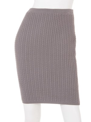 ケーブルニットスカート