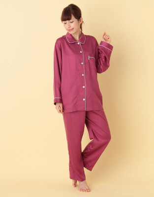 睡眠科学 サテン無地　パジャマ