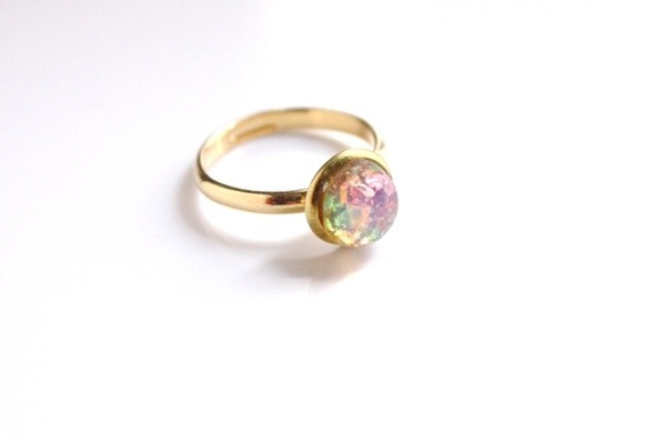 花園のようなヴィンテージガラスのピンキーリング