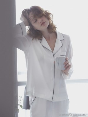 Priv. Spoons Club (プライベートスプーンズクラブ)  TIDY SILK TOPS