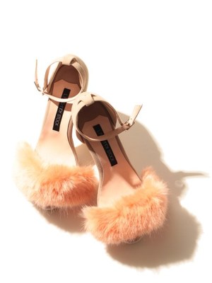 ビジュー／ファー付ストラップサンダル