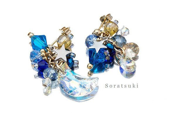 月と星のピアス