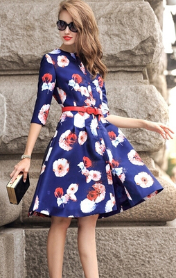 花柄ワンピース