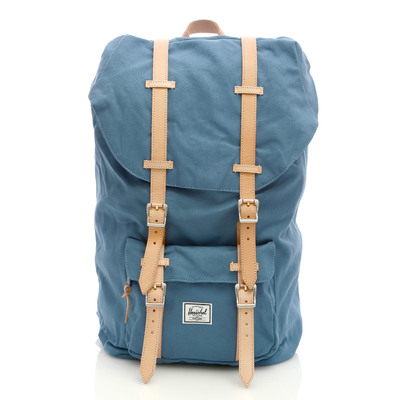 Select “LITTLE AMERICA” リトルアメリカ バックパック 24L