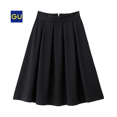 バックジップフレアスカート