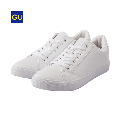 レザータッチスニーカー