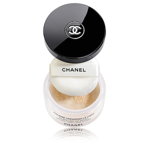 CHANEL プードゥル ユニヴェルセル リーブル
