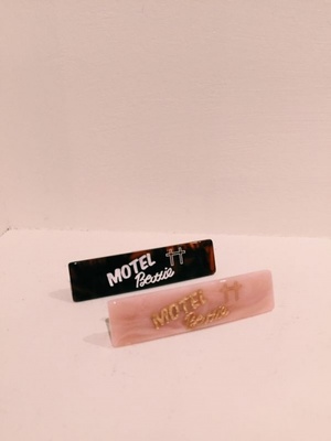 "Bettie MOTEL-Hair Clip"