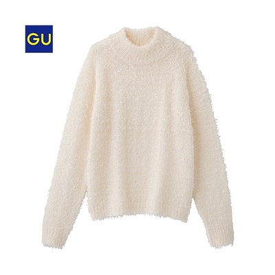 （GU）フェザーヤーンハイネックセーター（長袖）