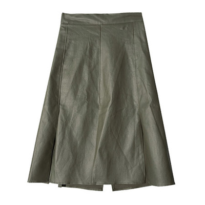 スリットポイントレザー調ミディスカート