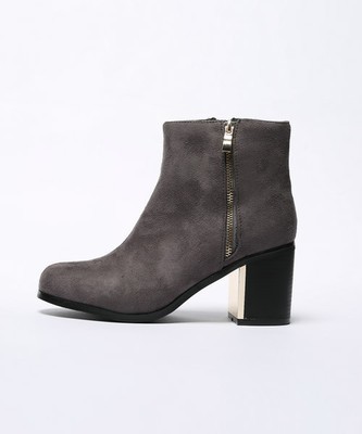 スウェードジップショートブーツ