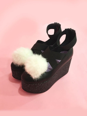 HC153SHOES02　ポンポン付ウェッジソールパンプス
