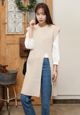 スリットロングベスト