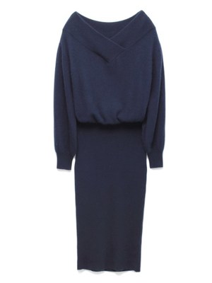 タイとニットワンピース／snidel