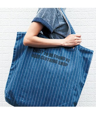 古着屋さんで見つけたような　デニムのランドリーバッグ