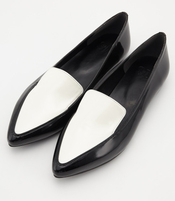POINTED FLAT SHOES