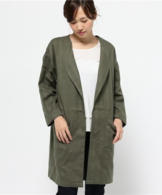 オープンカラーガウン