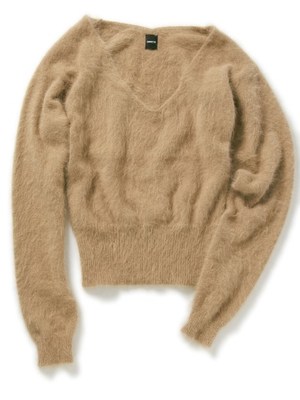 アンゴラVネックショートニット