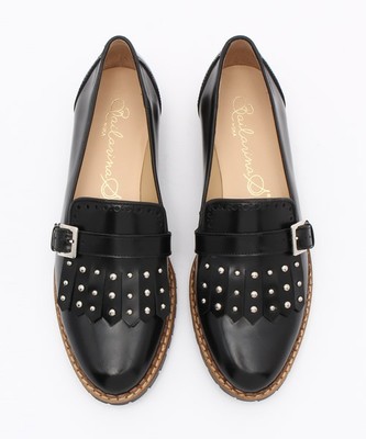 SKA タッセルスタッズ