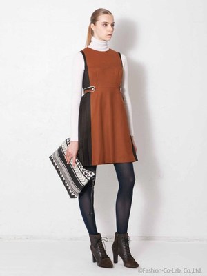 サイドプリーツドレス