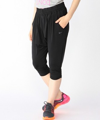 NIKE: アバント カプリパンツ