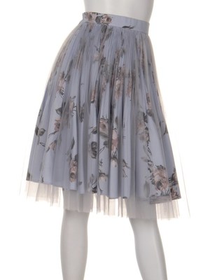 プリーツチュールスカート