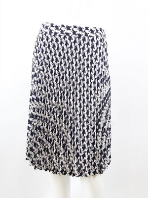 キャットヒールプリントプリーツスカート