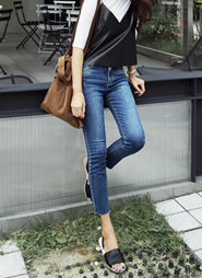 ウォッシュブルースキニージーンズ・全1色・t42966