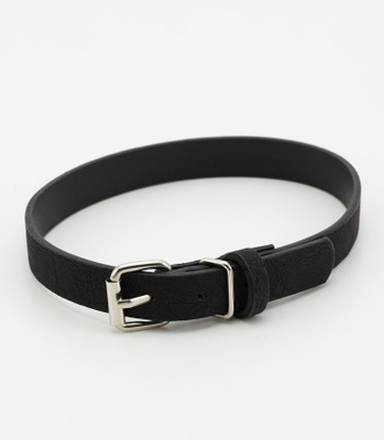 Lilidia フェイクレザーバックルチョーカー