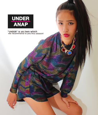 シャイニーショートパンツ