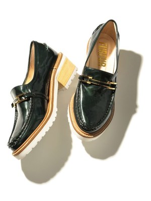 ピットモカローファー