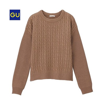 ミニケーブルセーター