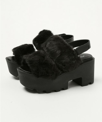 【ナイスクラップ】ファー厚底サンダル