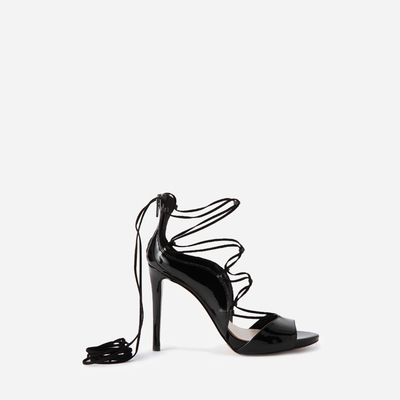 ギリーサンダル