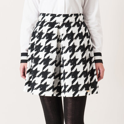 ハウンドトゥースプリントジャージ　ショートパンツ　