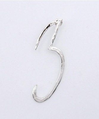 Mano Pigra / Numero ピアス