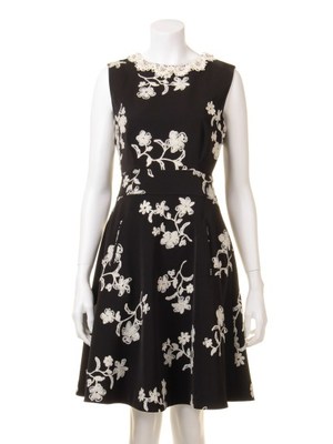 刺繍カラーフレアワンピース