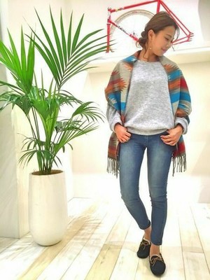 ネイティブ柄ストール