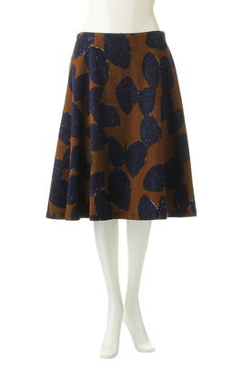 slow dance スカート