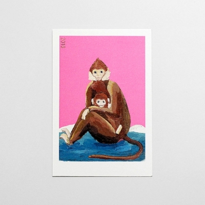 前原翔一デザイン 年賀状【おすわり】