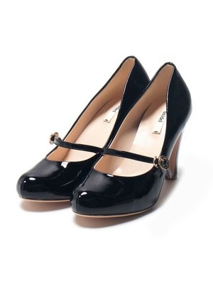 フロントストラップパンプス